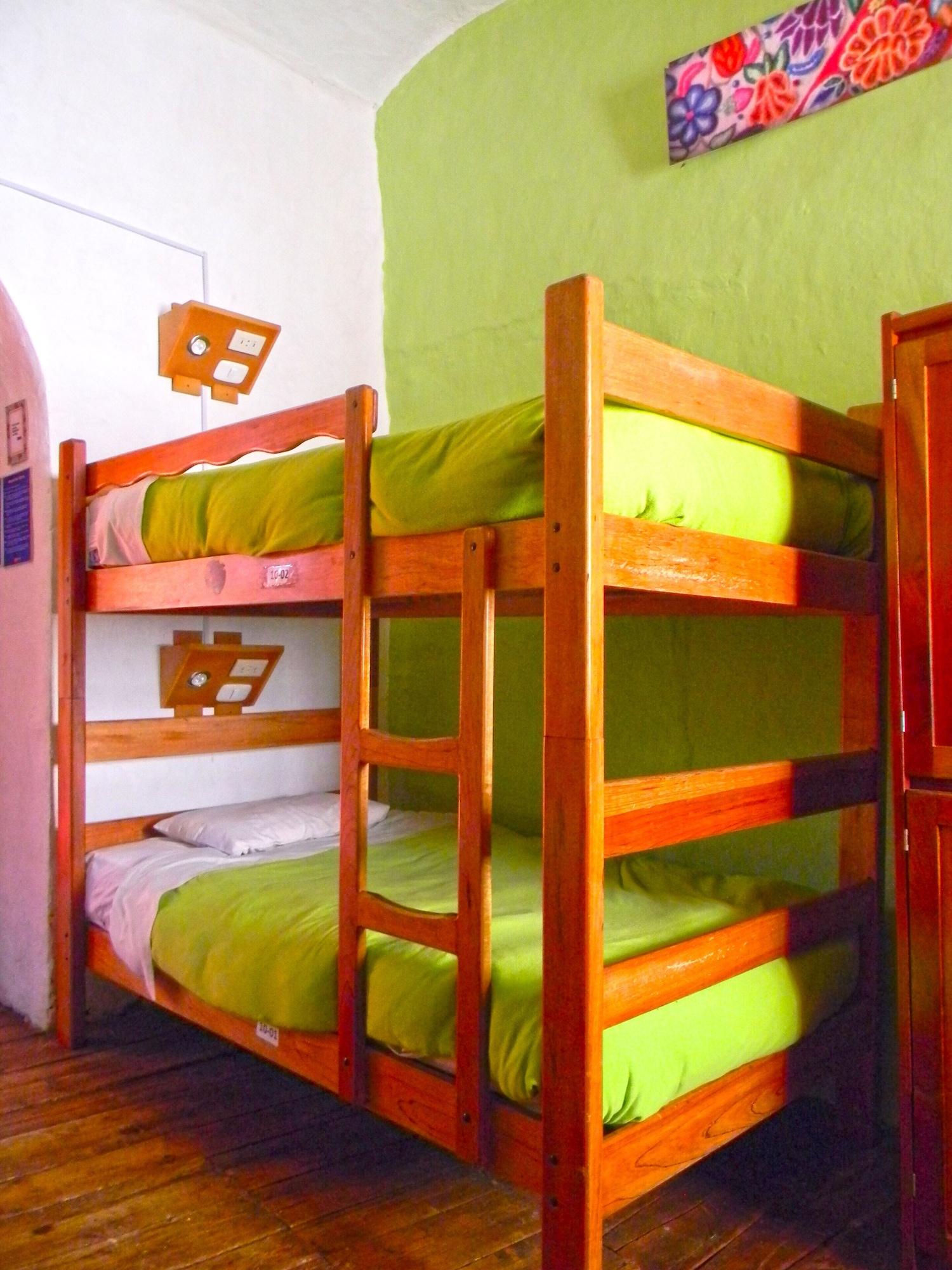 Pirwa Backpackers Colonial *