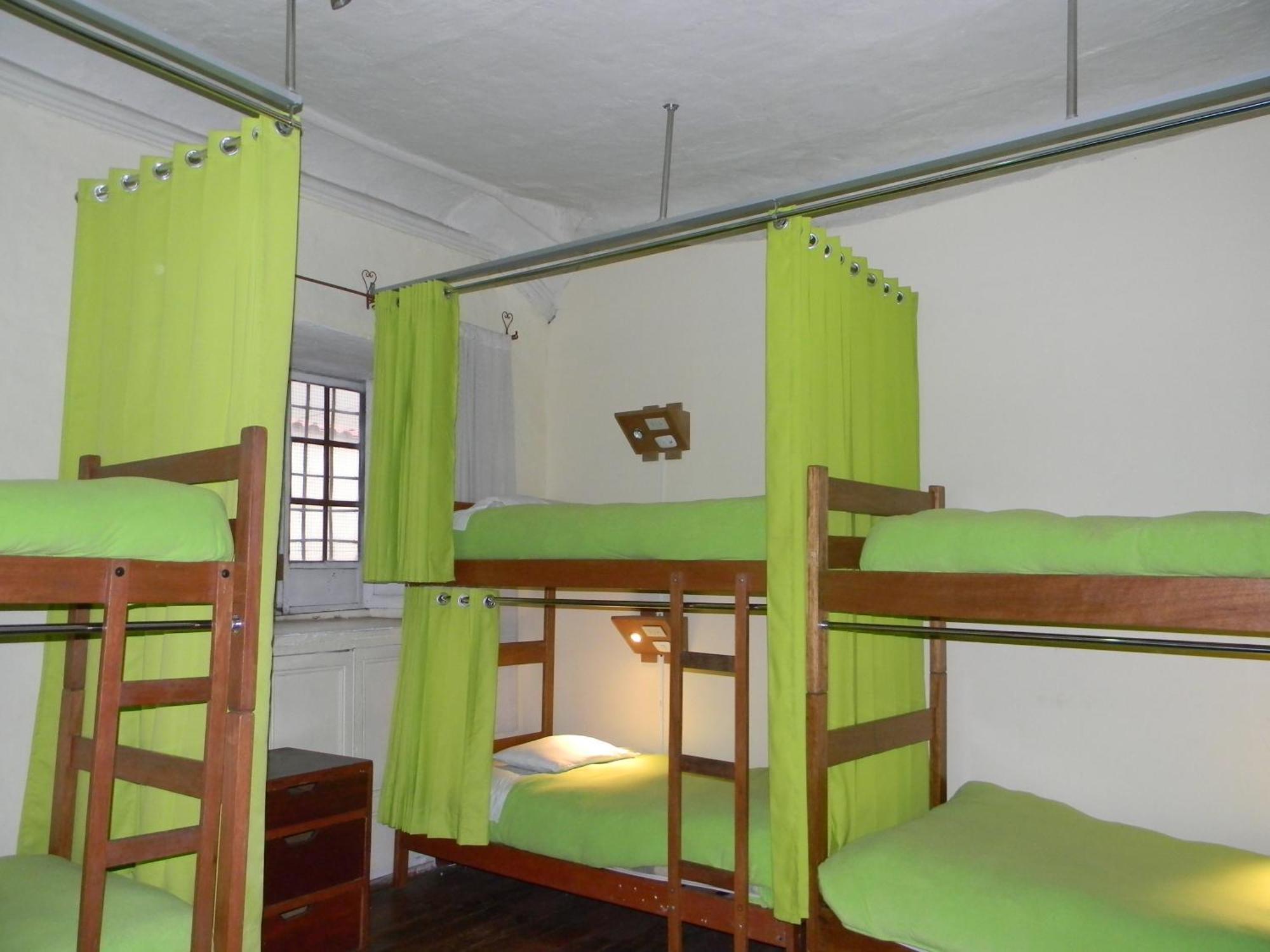 Pirwa Backpackers Colonial Albergue